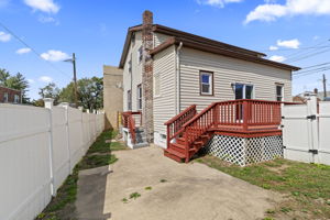  Photo 32