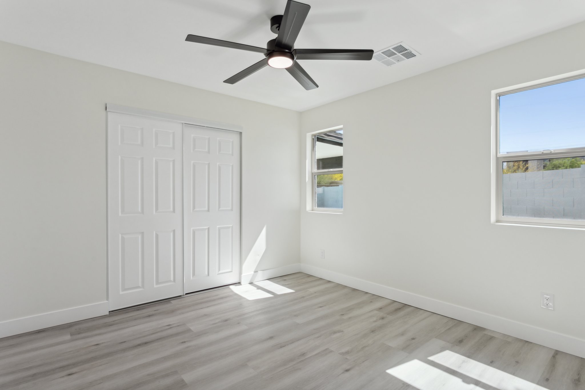 2217 N 79th St, Scottsdale, AZ 85257-037.jpg