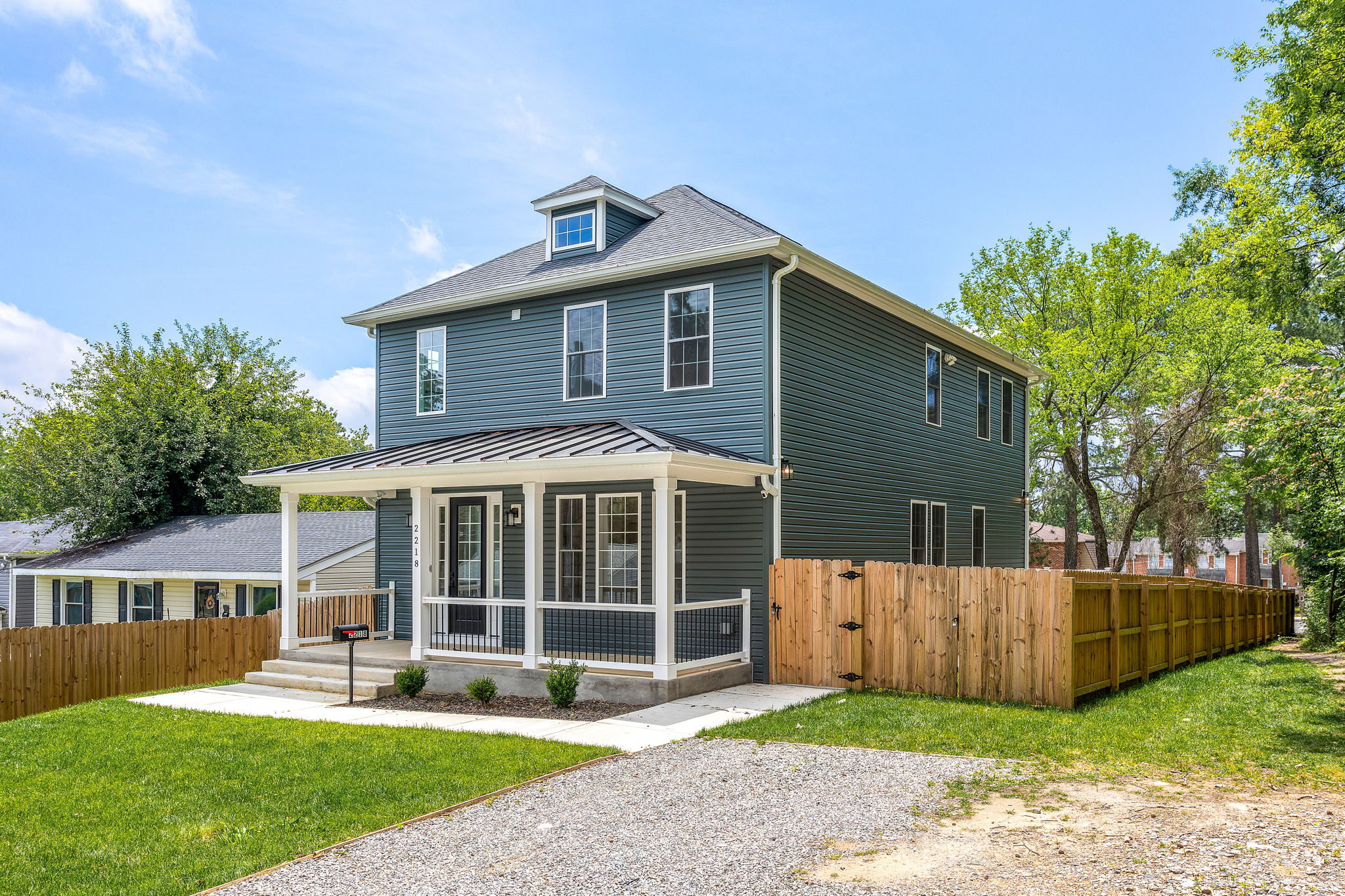 01-Exterior Front