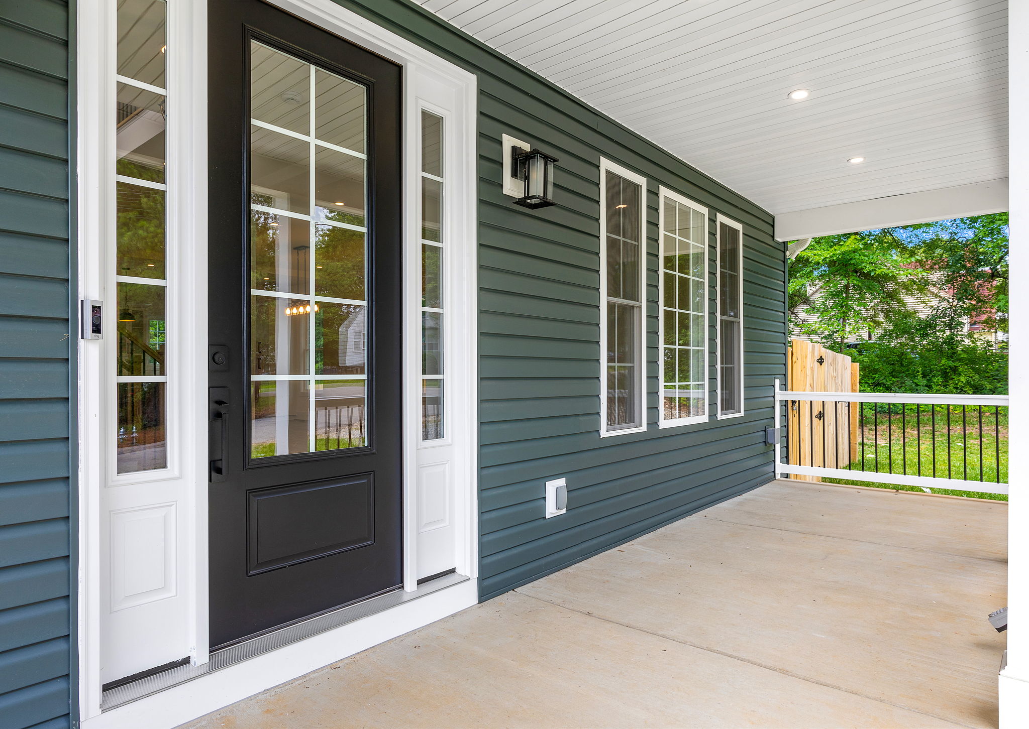 04-Front Porch