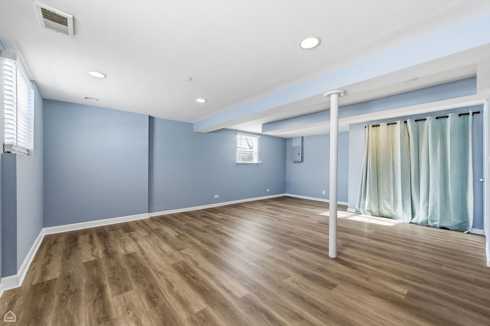 22180 Navaho Ave - Tony Zakhemt_CHP2026_019