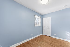 22180 Navaho Ave - Tony Zakhemt_CHP2026_016