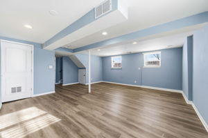 22180 Navaho Ave - Tony Zakhemt_CHP2026_020