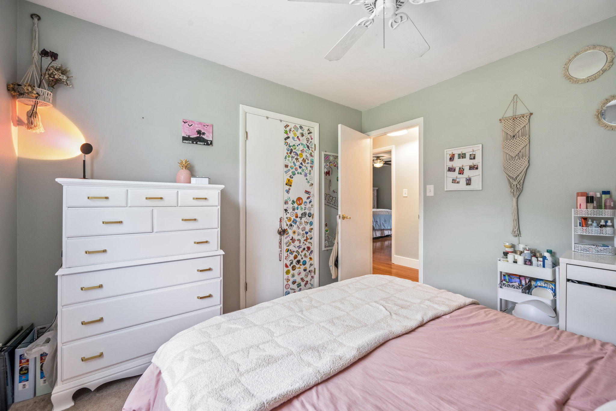 Larchmont 19