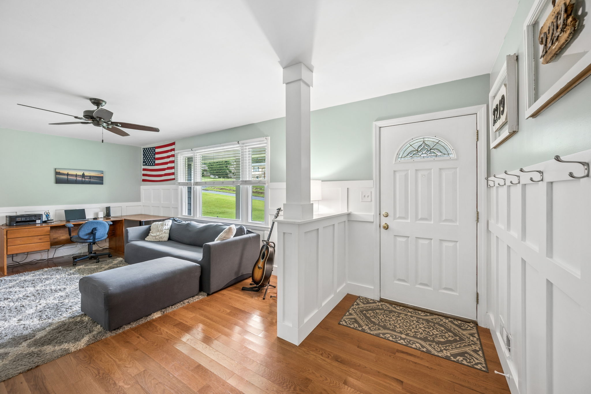Larchmont 33