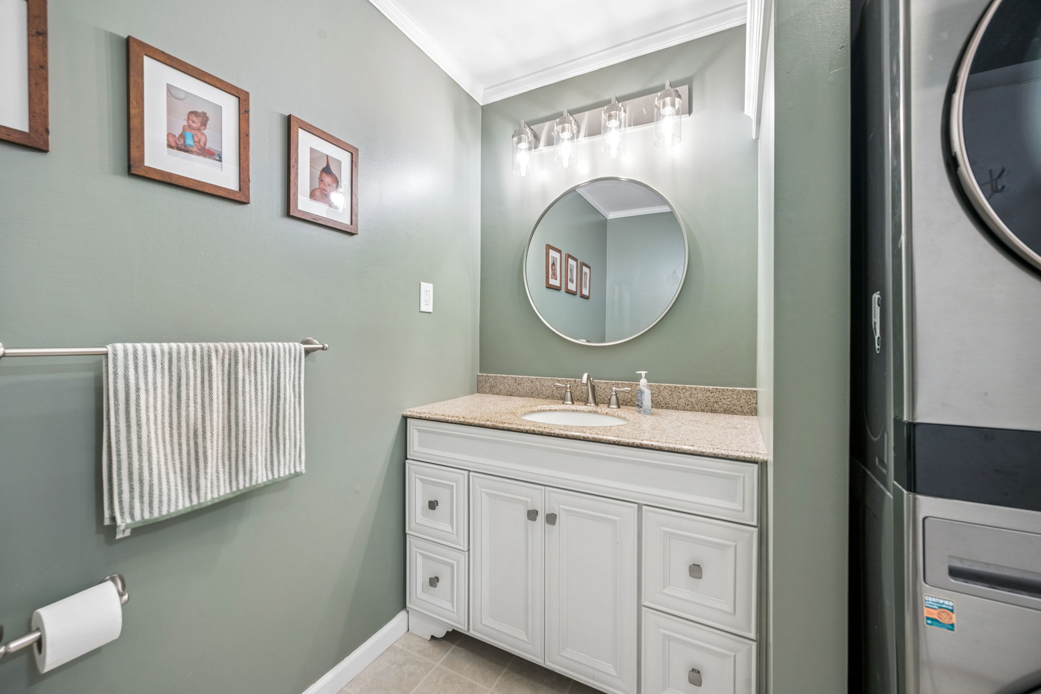 Larchmont 65