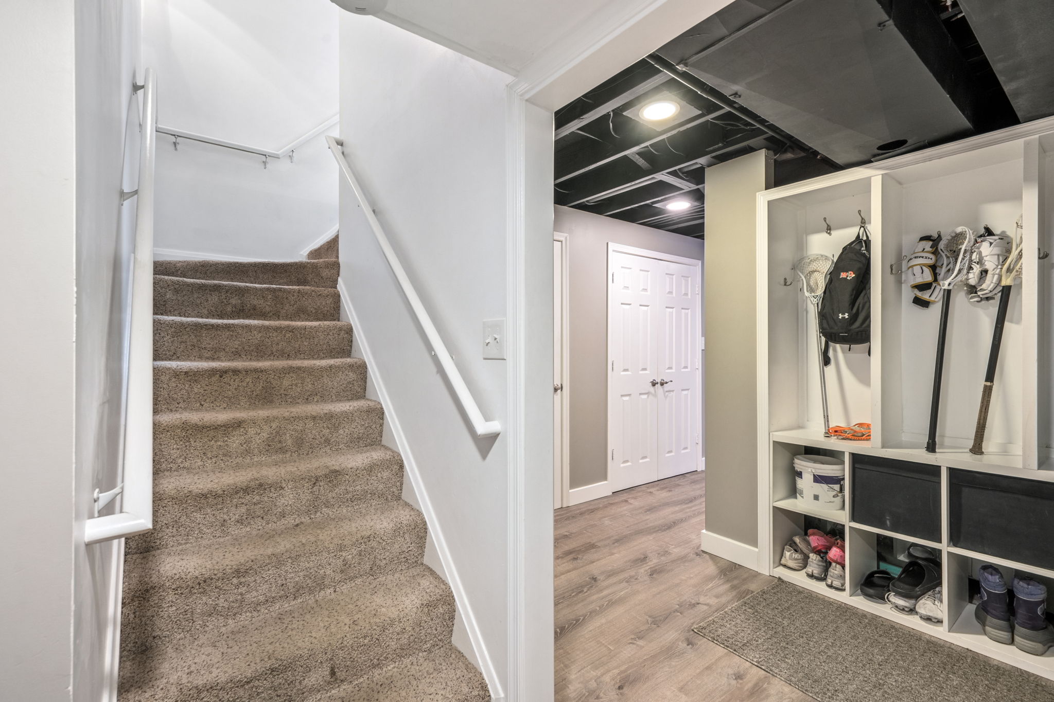 Larchmont 83