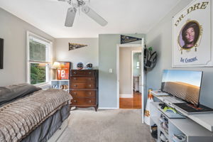 Larchmont 30