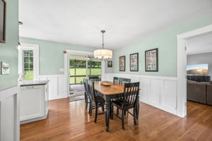 Larchmont 34