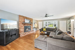Larchmont 47