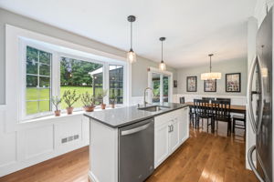 Larchmont 54