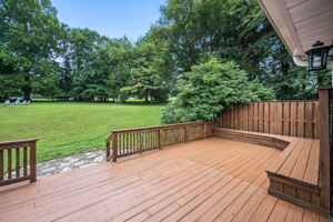 Larchmont 62