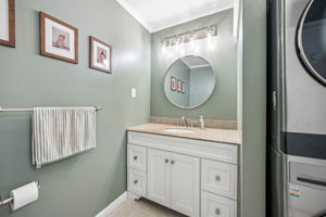 Larchmont 65