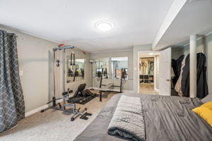 Larchmont 79