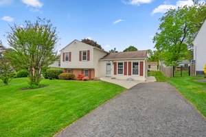 01. 2219 Montgomery St.jpg