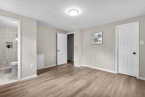 16. 2219 Montgomery St.jpg