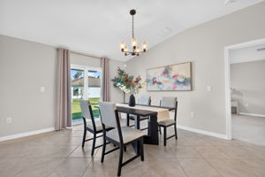 Dining Room 3 of 4