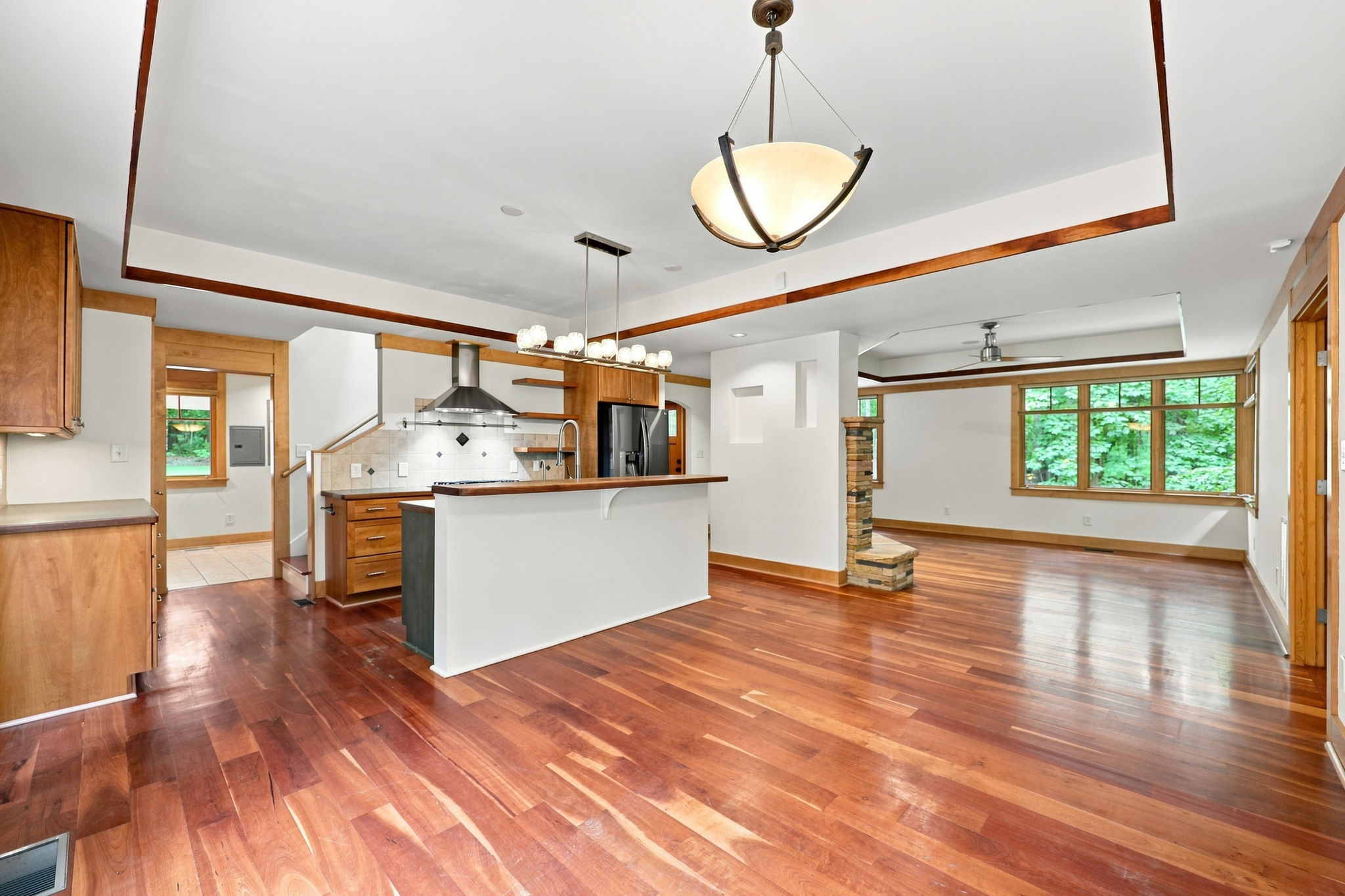  Photo 35