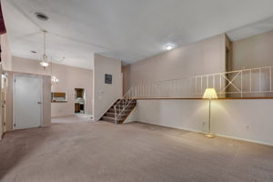  Photo 0