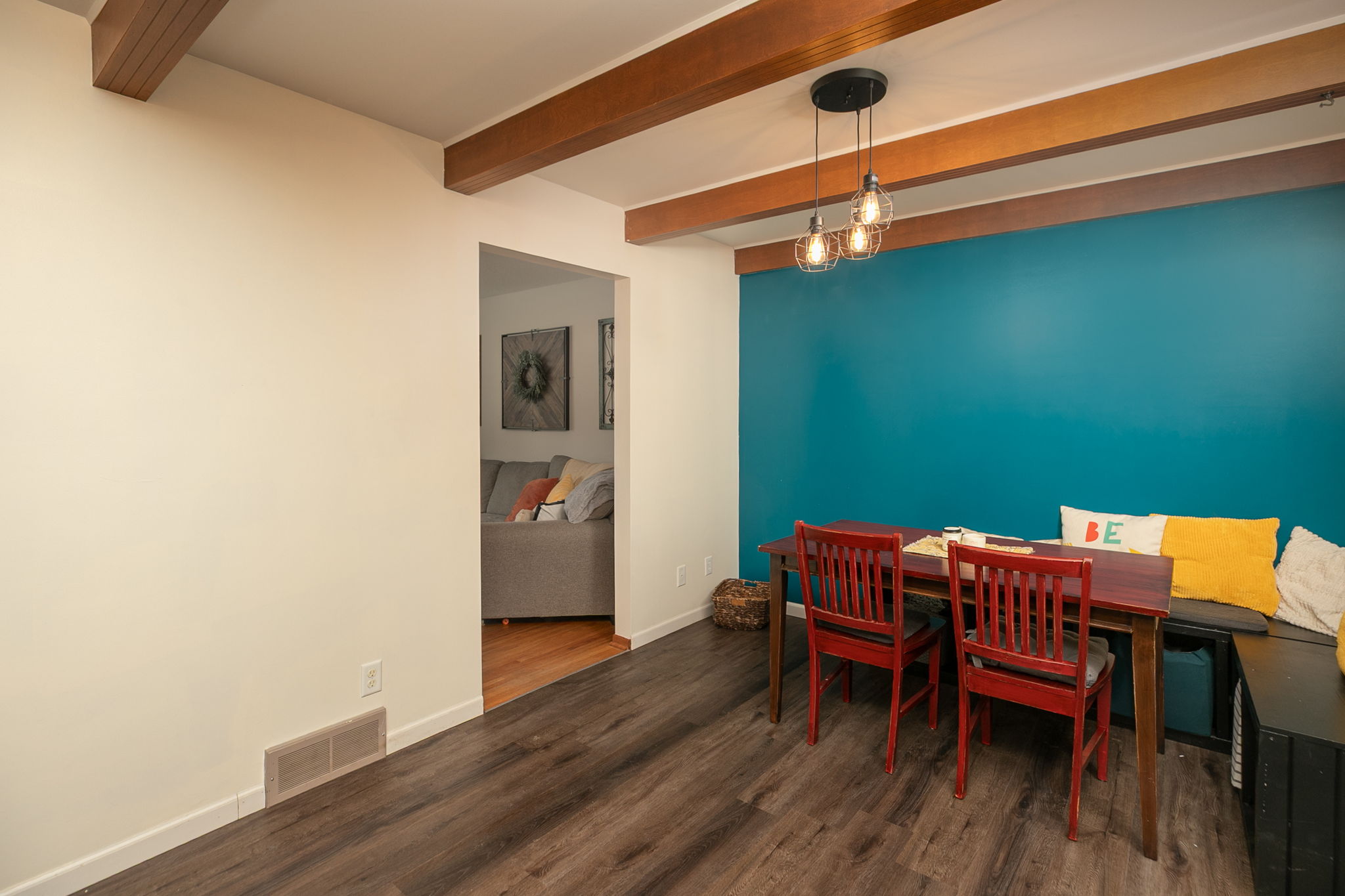 10-Dining Room