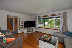 07-Living Room