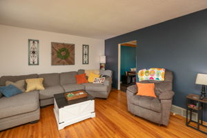 08-Living Room