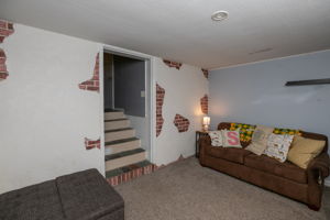 25-Family Room