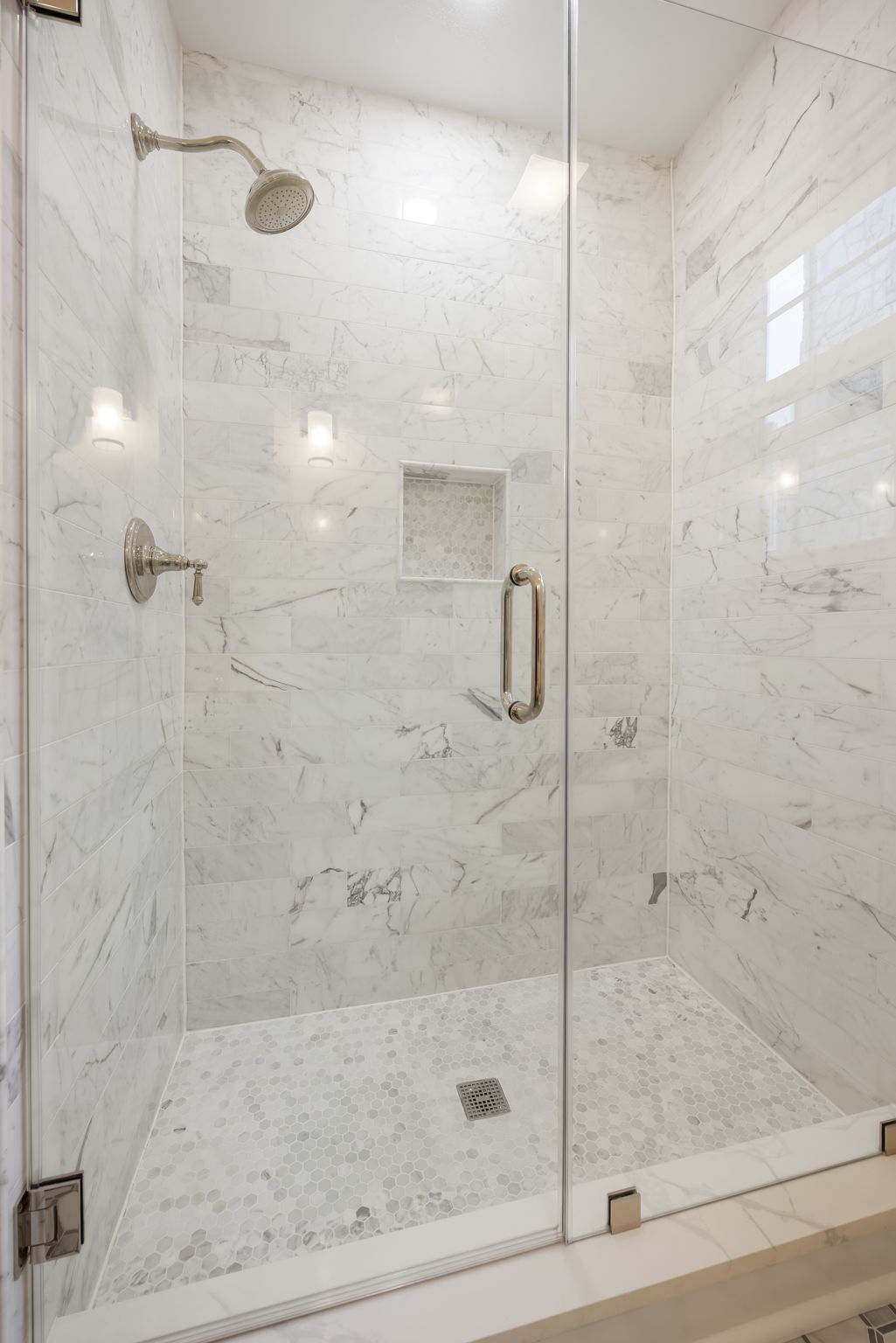 Main level full Bathroom