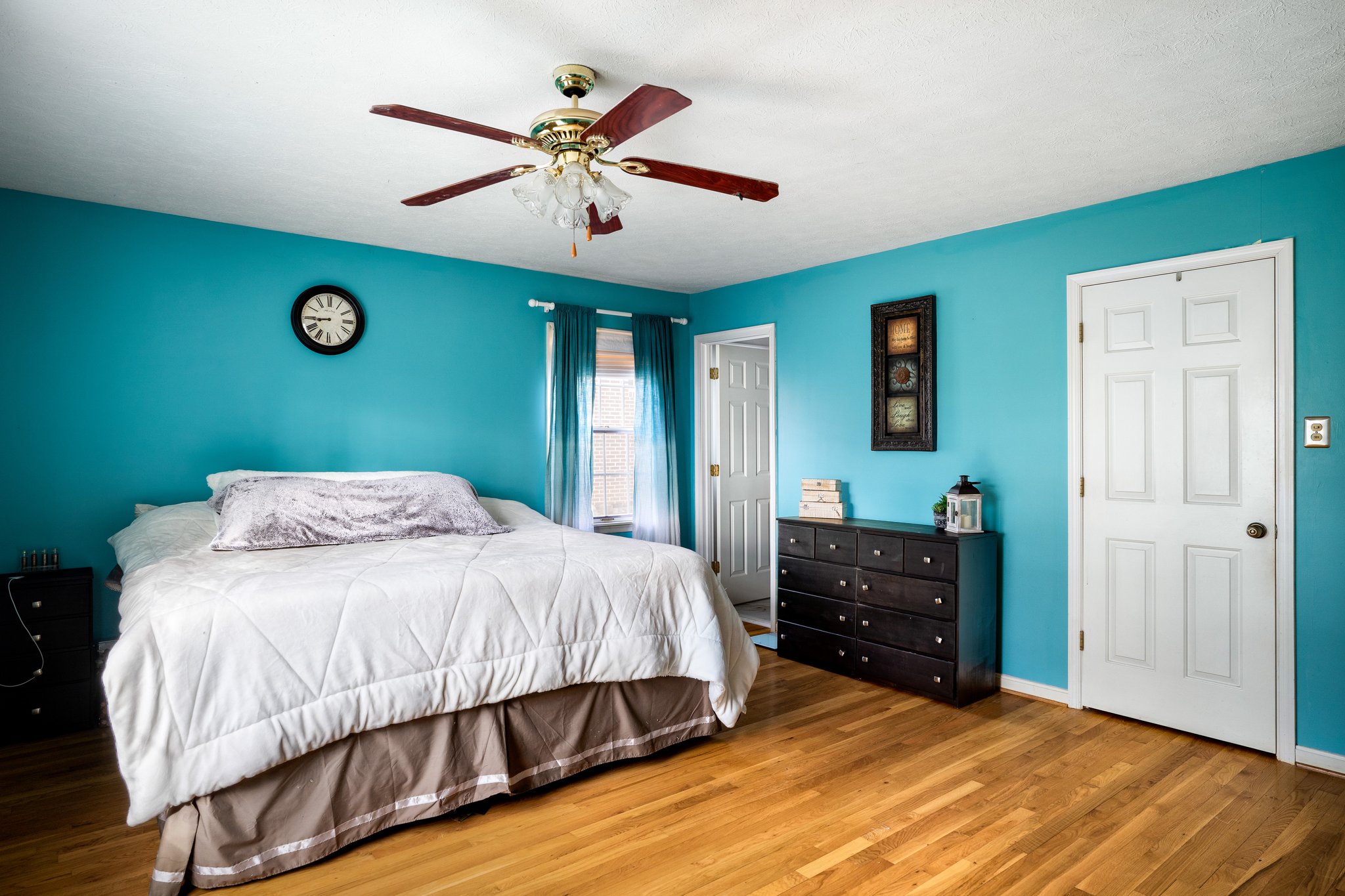 222 Fairway Cir, Cross Junction, VA 22625, USA Photo 17