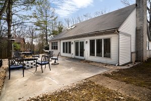 222 Fairway Cir, Cross Junction, VA 22625, USA Photo 25