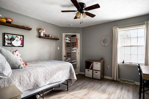 222 Fairway Cir, Cross Junction, VA 22625, USA Photo 13