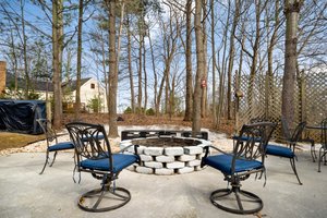222 Fairway Cir, Cross Junction, VA 22625, USA Photo 26