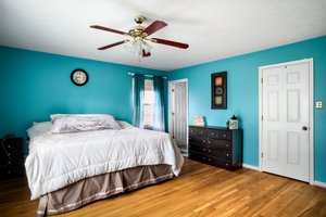 222 Fairway Cir, Cross Junction, VA 22625, USA Photo 16