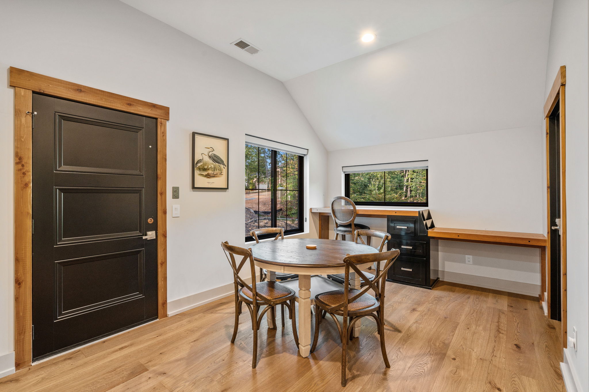  Photo 69