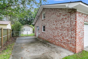  Photo 37