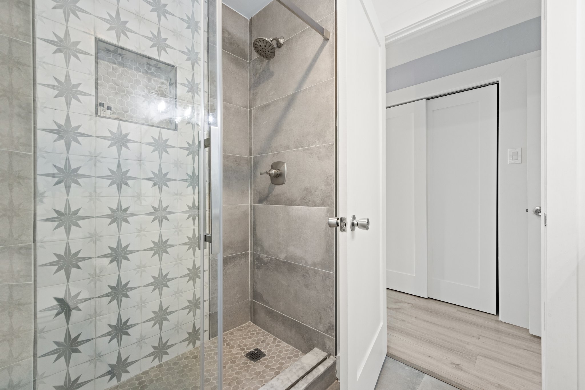 Primary Bathroom 2.jpg