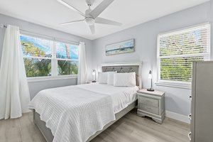 Guest Bedroom 1.jpg