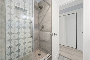 Primary Bathroom 2.jpg