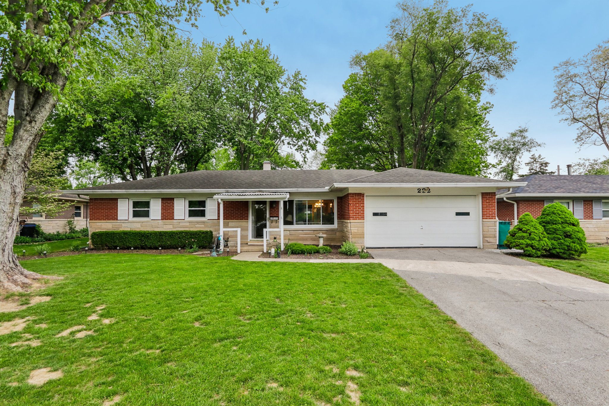 Pamela Pkwy-S2804-001.jpg