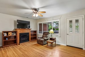 Pamela Pkwy-S2804-004.jpg