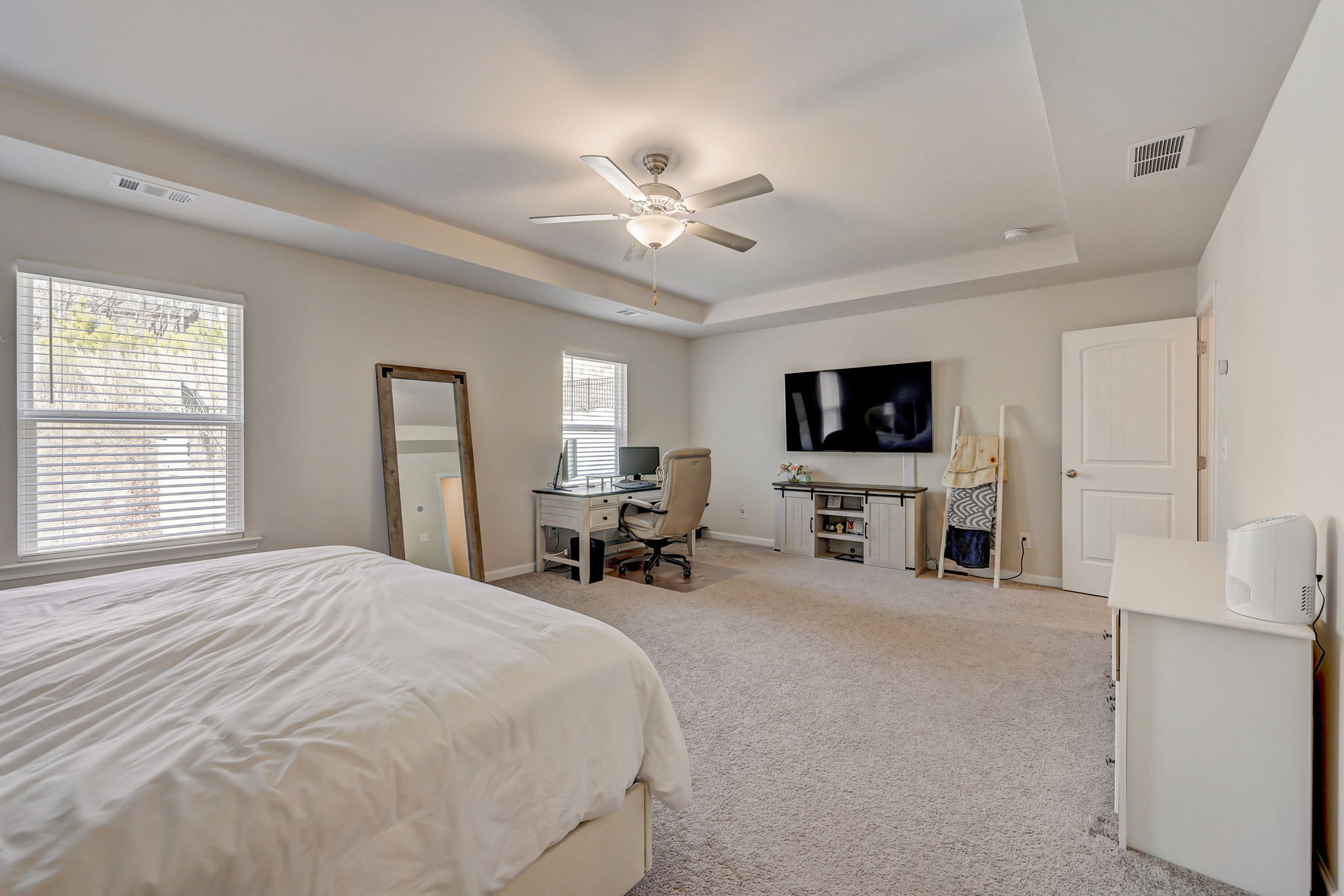 Turner Ln-024