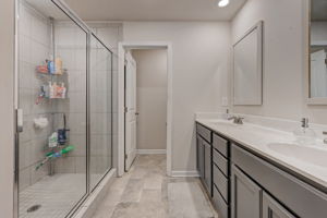 Turner Ln-026