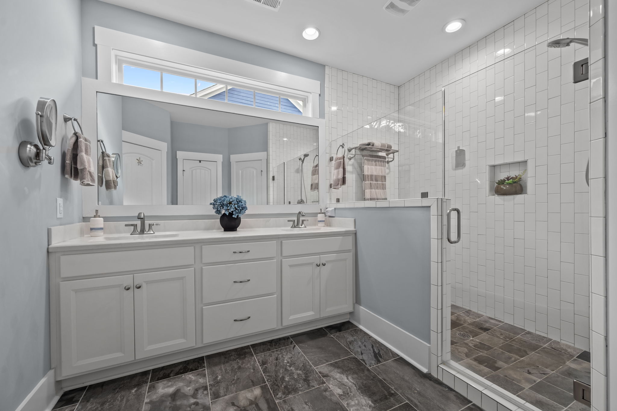Master Ensuite