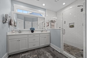Master Ensuite