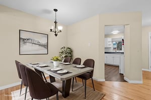 EMD_6768 virtually staged.jpeg