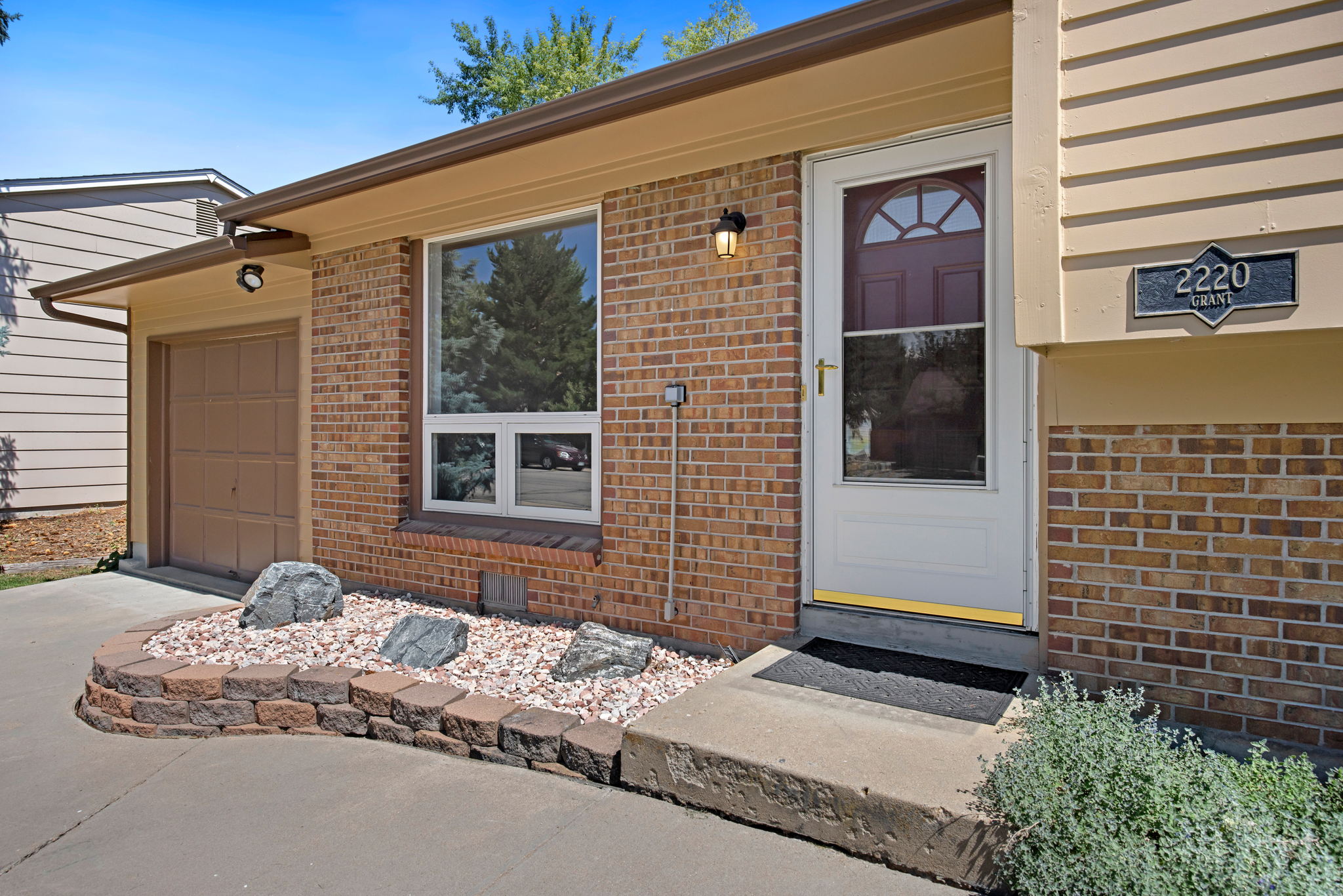 2220 Grant St, Longmont, CO 80501, USA Photo 3