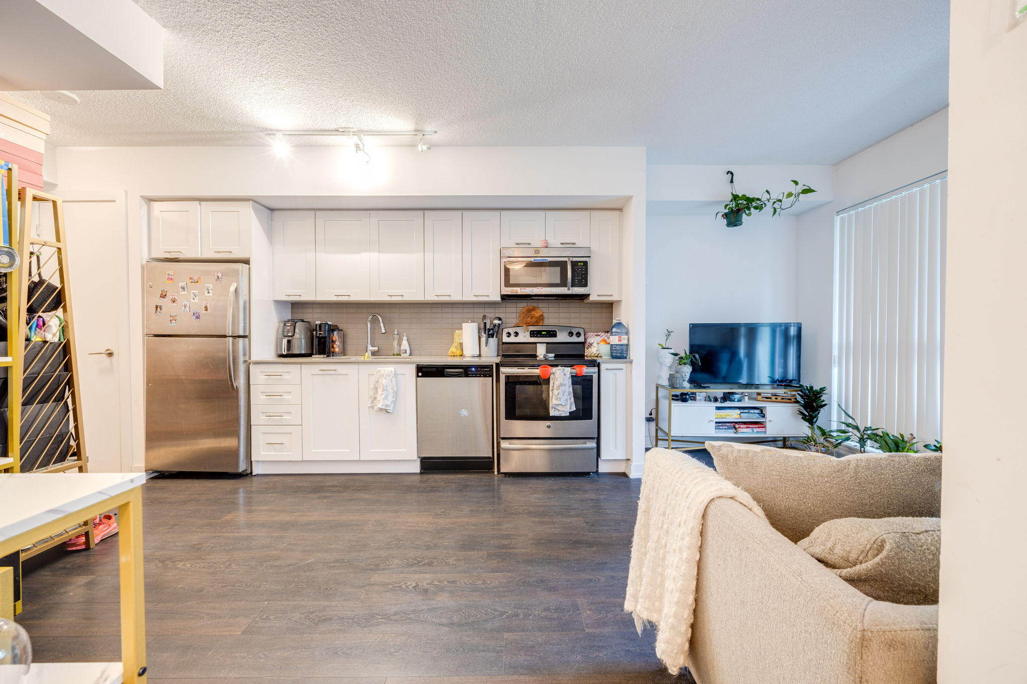 Toronto property showcase — delivered property photograph 8