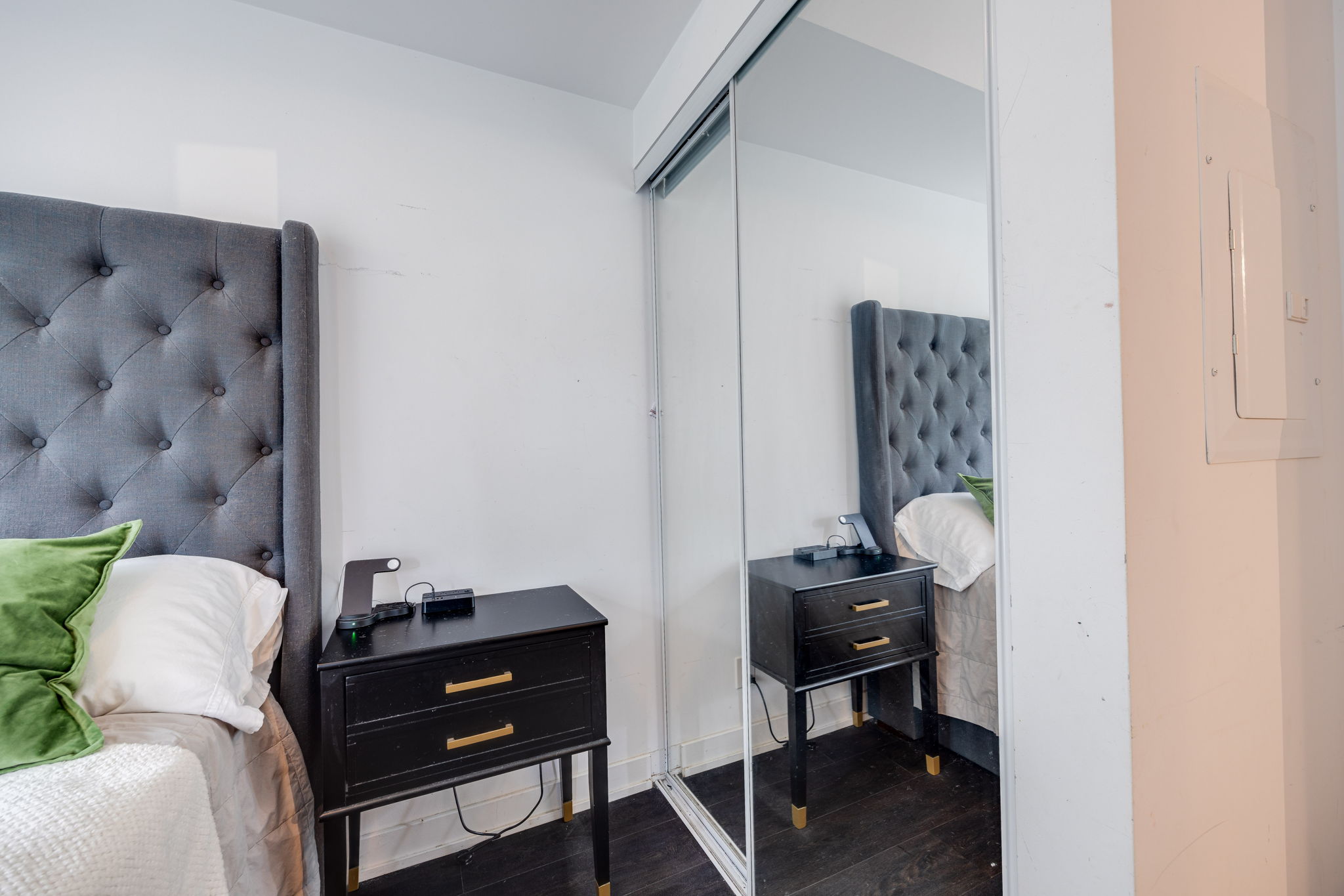 Toronto property showcase — delivered property photograph 13