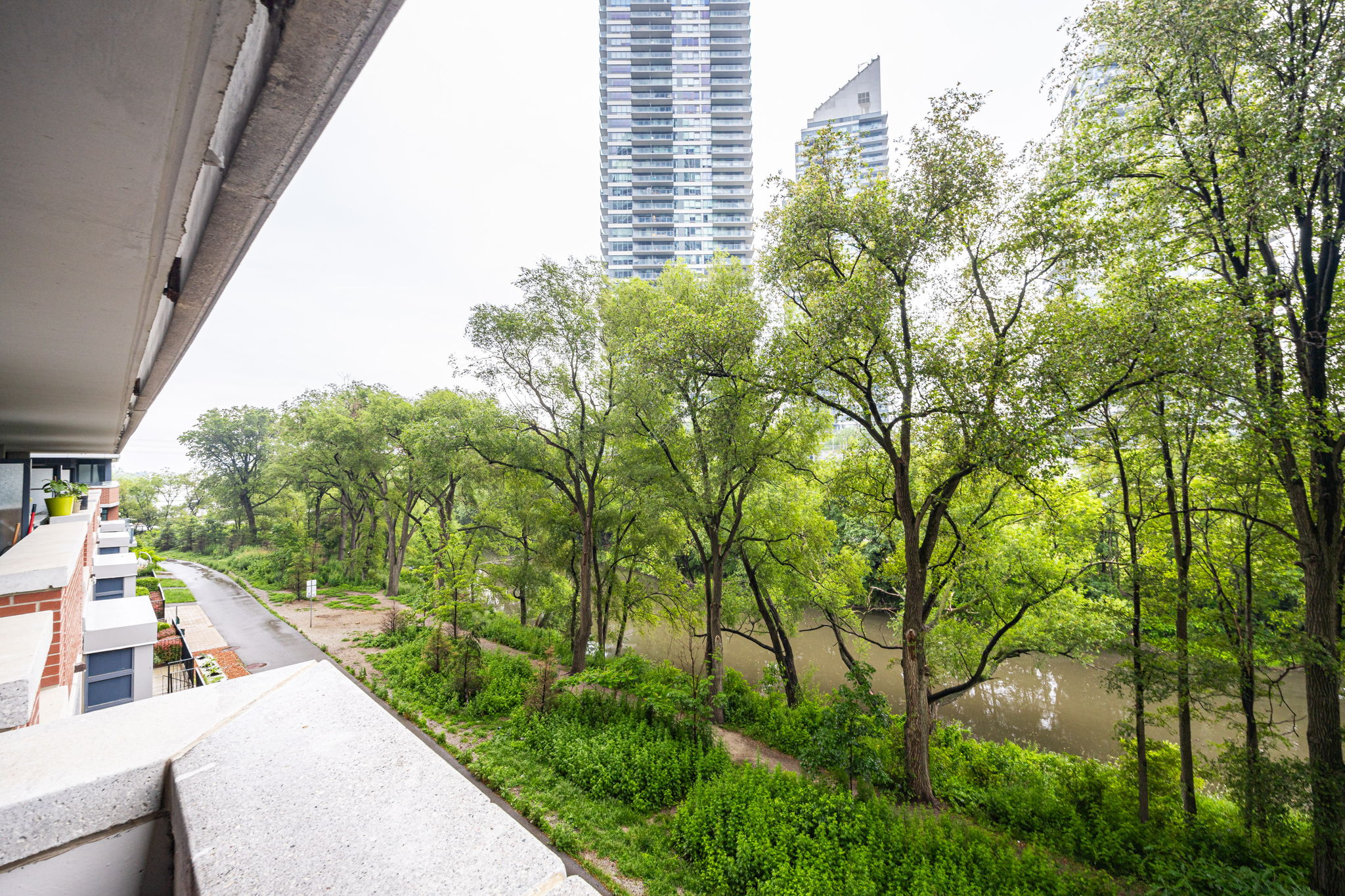 Toronto property showcase — delivered property photograph 16
