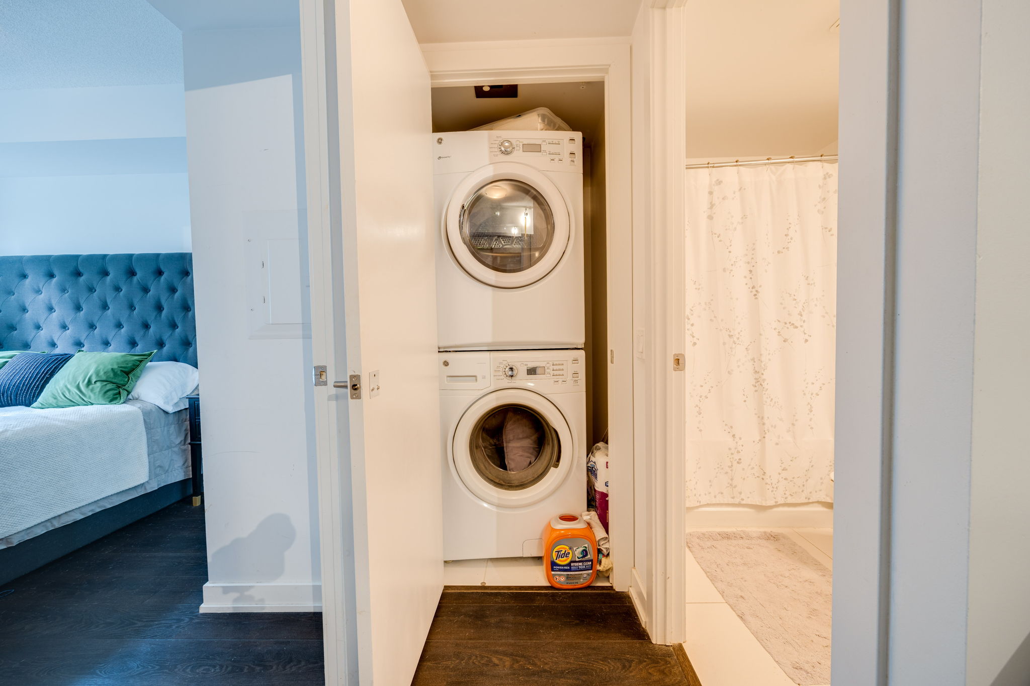 Toronto property showcase — delivered property photograph 10